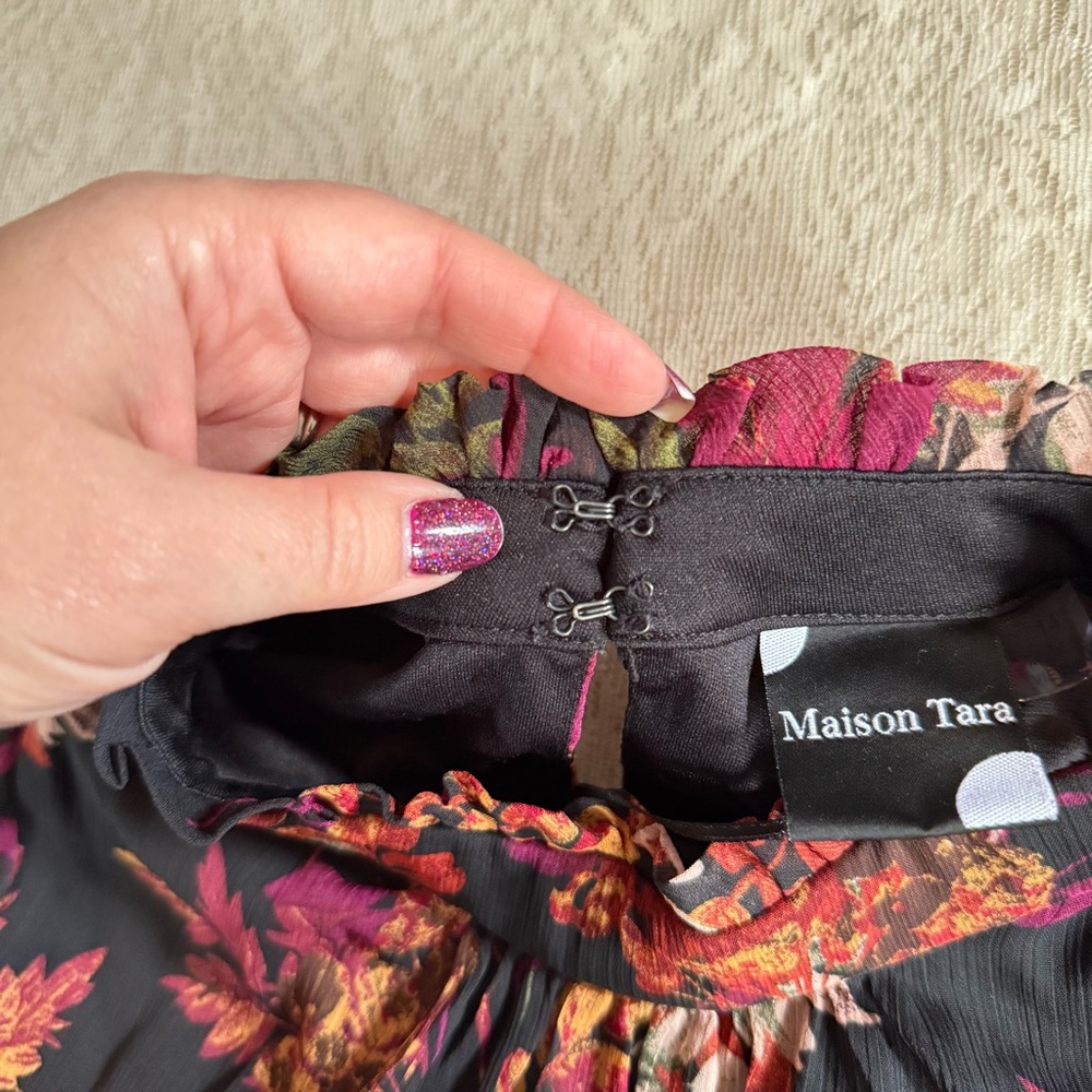 Madison Tara Serena mock neck floral mini long sleeve dress - Picture 4 of 10